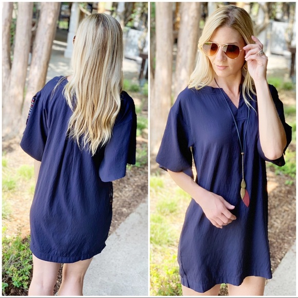 Happy Vibes Tunic Dress with Paisley Lining - Picture 2 of 4